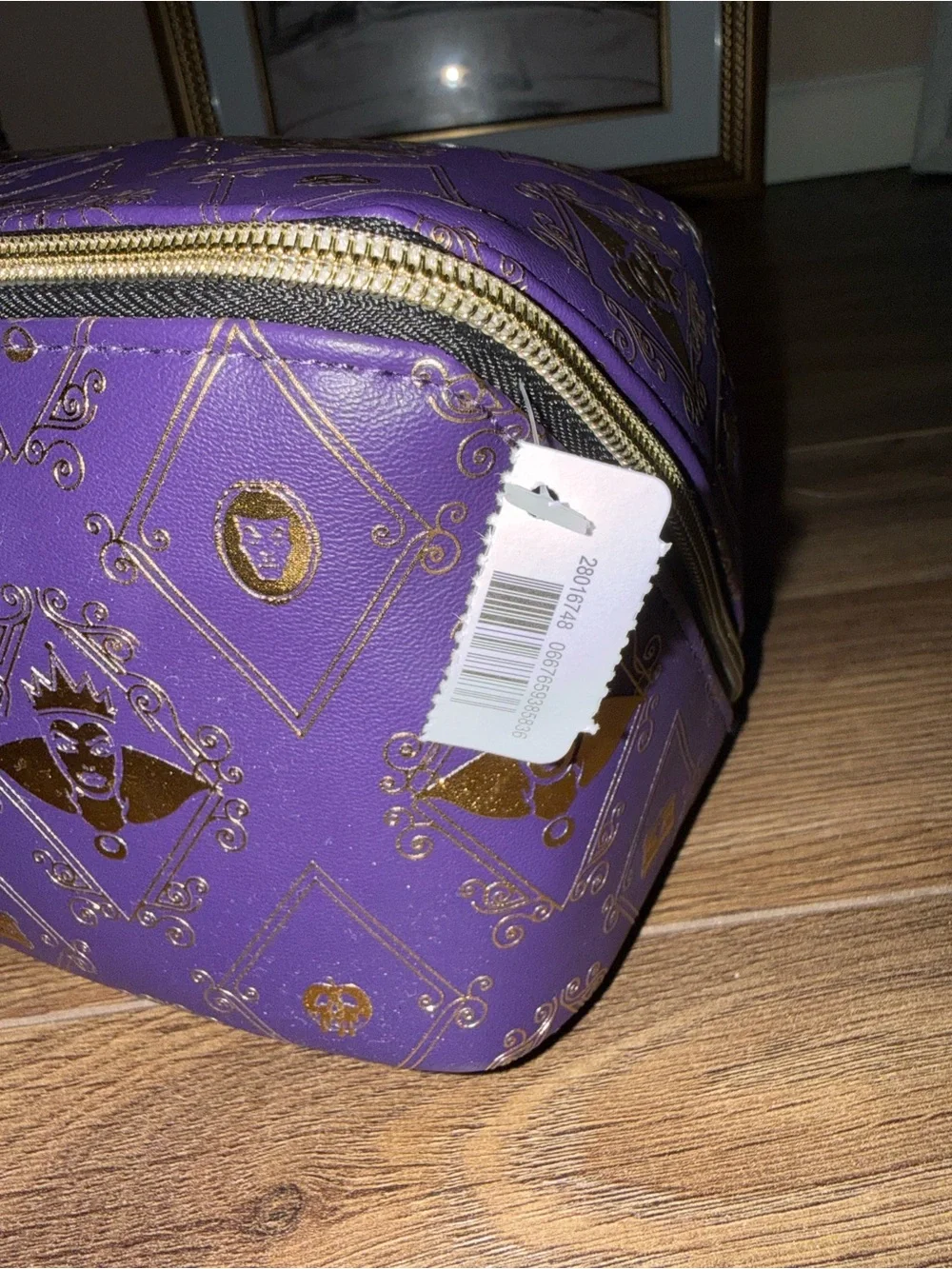 Bath & Body Works x Disney Villans Evil Queen Cosmetic Pouch